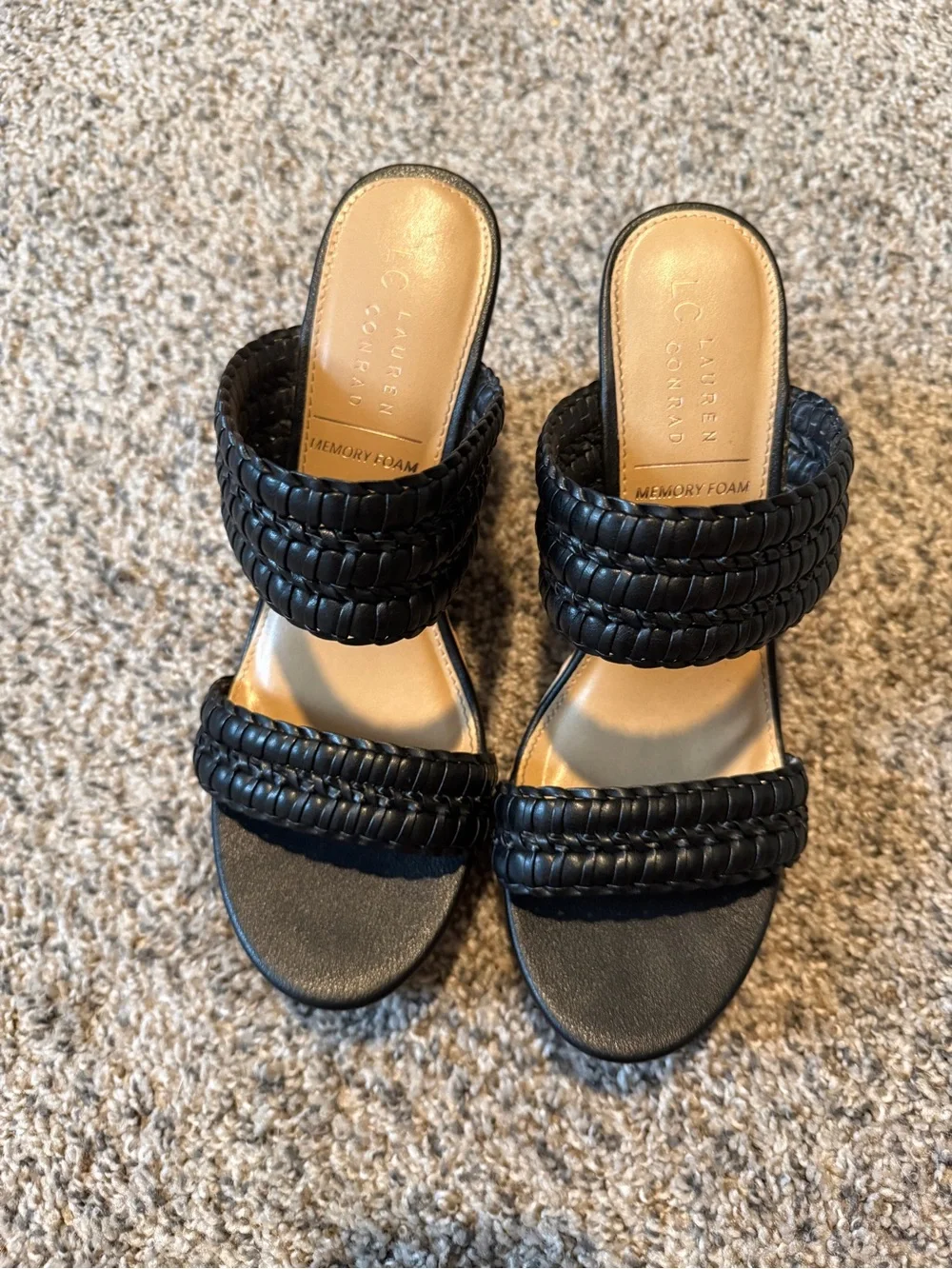 LC Lauren Conrad stylish black